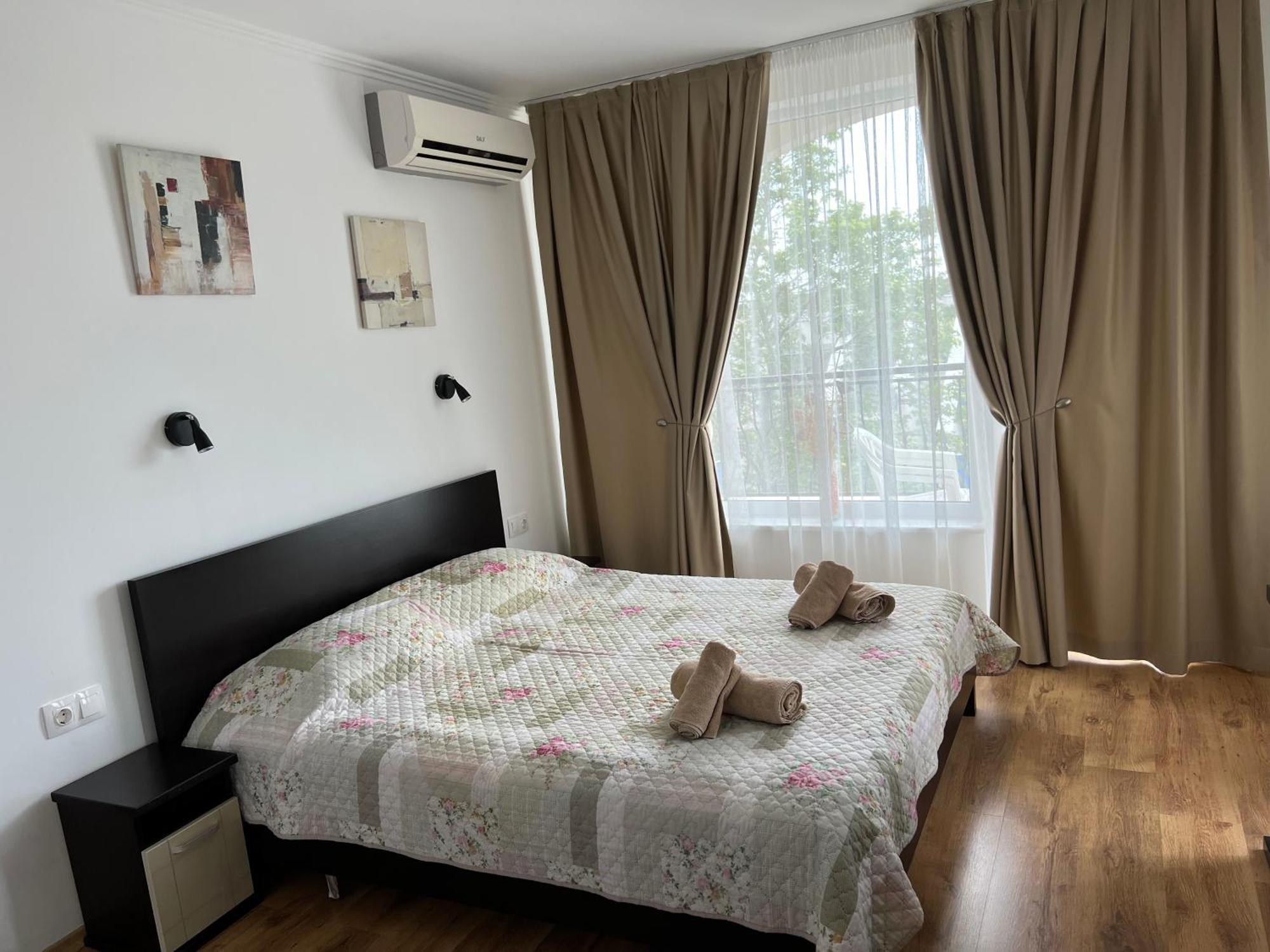 Antorini Apartments Sveti Vlas Exterior photo