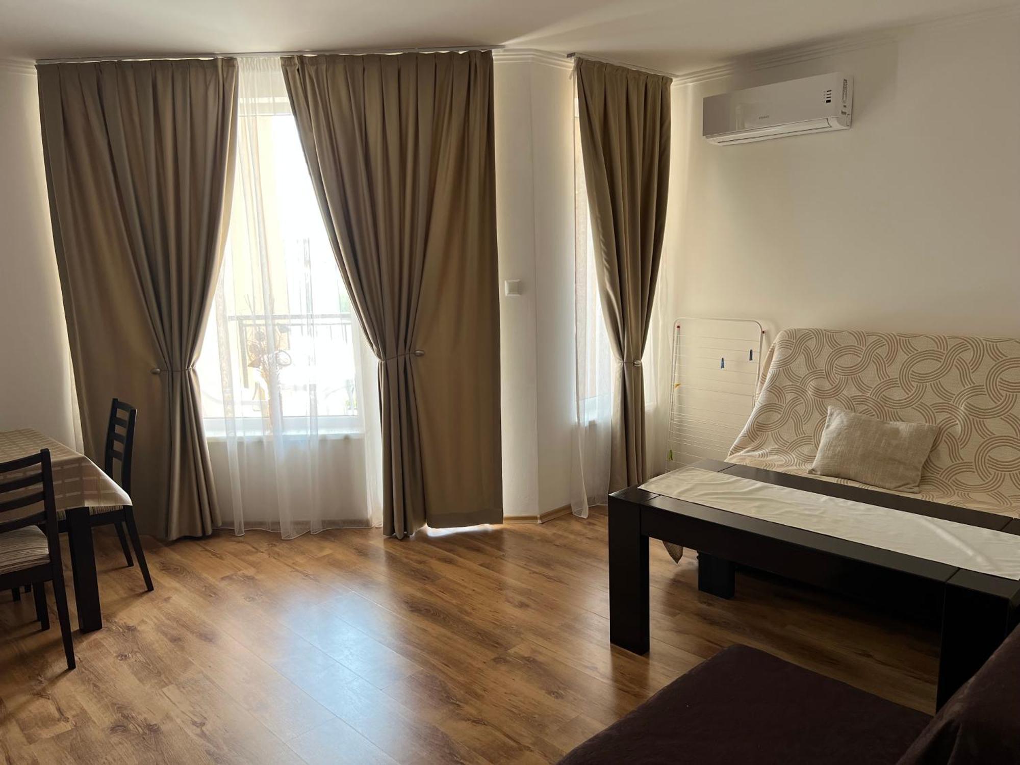 Antorini Apartments Sveti Vlas Exterior photo