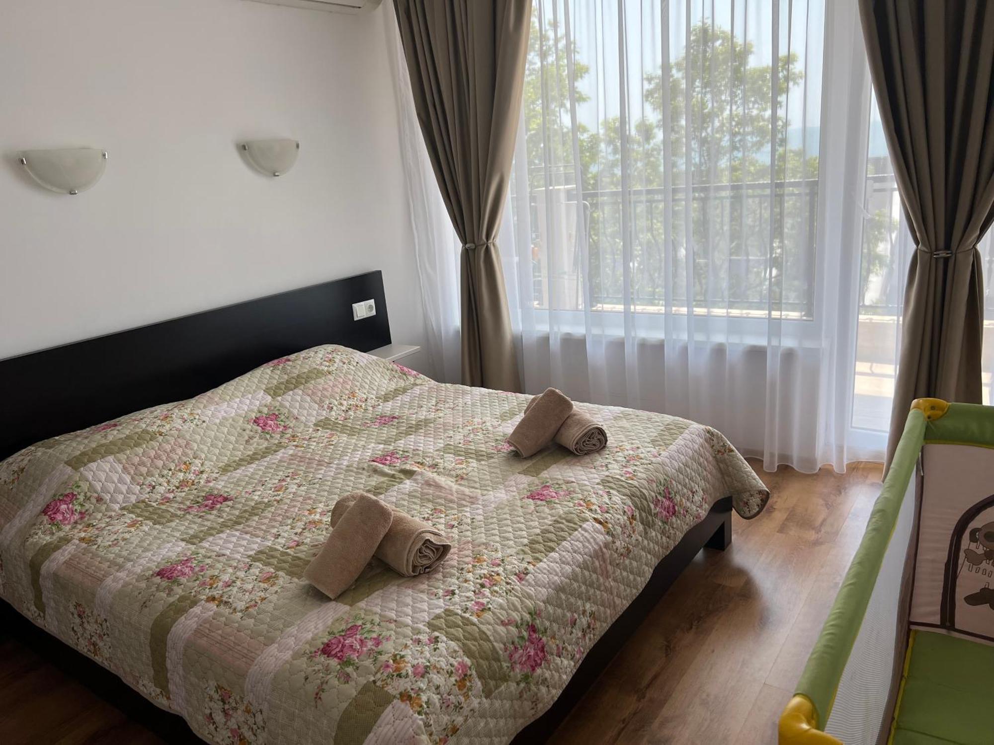 Antorini Apartments Sveti Vlas Exterior photo